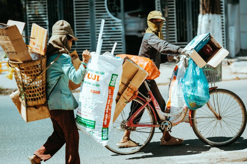 sustainable travel practices photo by Thái Trường Giang